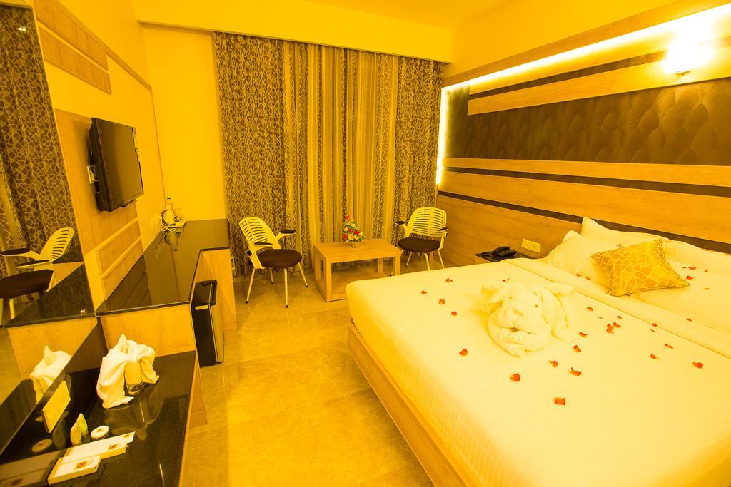 Hotel Radha Prasad Erode Room photo