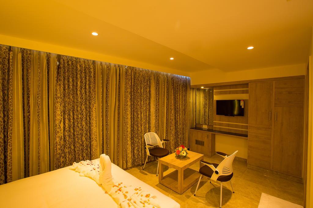Hotel Radha Prasad Erode Room photo