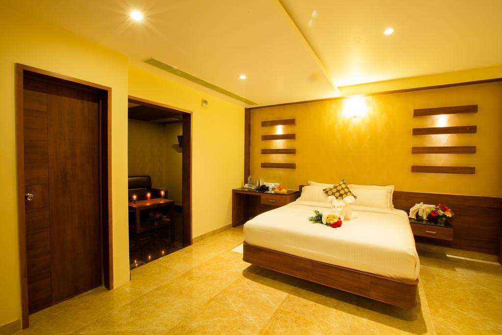 Hotel Radha Prasad Erode Exterior photo